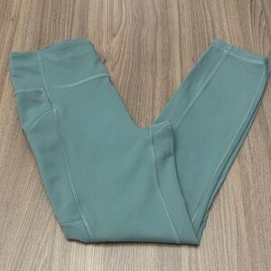 Lululemon Invigorate High-Rise Crop in Misty Glade Size 6